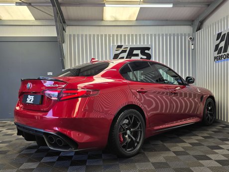 Alfa Romeo Giulia 2.9 V6 Bi-Turbo Quadrifoglio Saloon 4dr Petrol Auto Euro 6 (s/s) (510 ps) 6