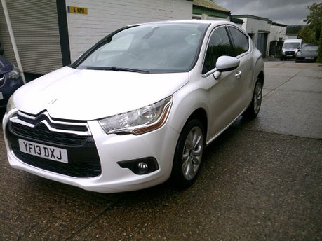 Citroen DS4 DSTYLE ONLY 46,000 MILES FROM NEW 14
