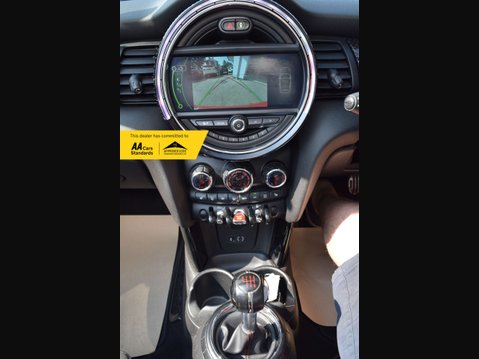 Mini Convertible 2.0 John Cooper Works 2dr 39