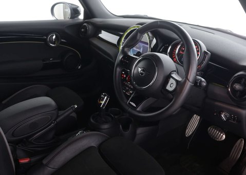 Mini Hatch 2.0 Cooper S Sport Auto 3dr 36