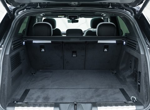 Land Rover Range Rover Sport P530 First Edition 36