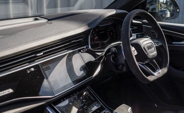 Audi RS Q8 Vorsprung 18