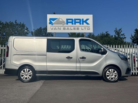 Renault Trafic 2.0 dCi Blue LL30 Sport Crew Van Double Cab 6dr Diesel Manual L2 H1 Euro 6 35