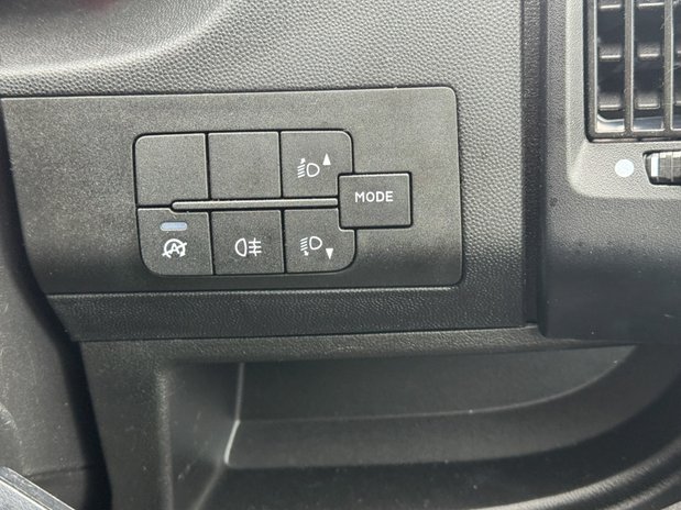 Vauxhall Movano LWB L3H2 Medium Roof Prime 350 Air Con Sensors EURO 6 17