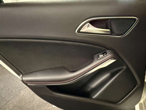 Mercedes-Benz A Class 2.1 A 200 D AMG Line Premium Auto 5dr 35