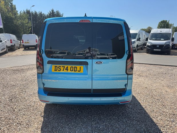 Ford Transit Connect AUTO SWB L1H1 Low Roof Limited Air Con Alloys Sens 7