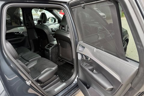 Volvo XC90 RECHARGE T8 R-DESIGN PRO AWD -B&W -POWER TOWBAR -PAN ROOF -LOUNGE PACK 33