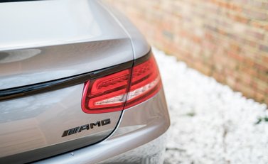 Mercedes-Benz S Class S63 Coupe 11