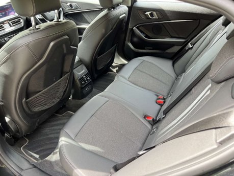BMW 1 Series 2.0 118D Sport 5dr 42