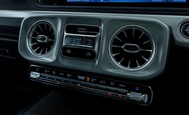 Mercedes-Benz G Series AMG G63 Carbon Edition 25