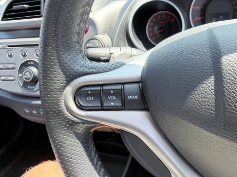 Honda Jazz 1.3 I-VTEC EX I-SHIFT 18