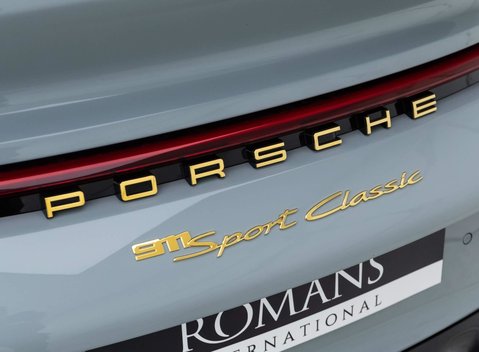 Porsche 911 (992) Sport Classic 35