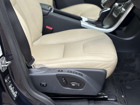 Volvo XC60 2.4 XC60 SE Luxury Nav D5 AWD Auto 4WD 5dr 11