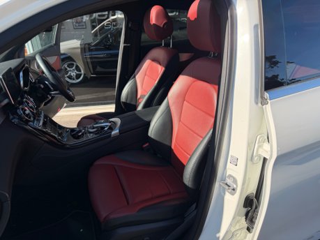 Mercedes-Benz GLC GLC 250 4MATIC AMG LINE PREMIUM PLUS 49
