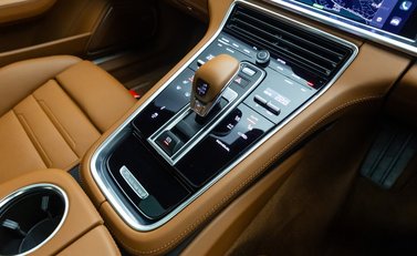 Porsche Panamera 4S E-Hybrid 22