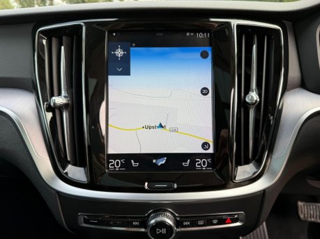 Volvo V60 2.0 D4 Momentum Auto Euro 6 (s/s) 5dr 17