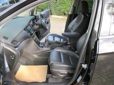 Vauxhall Mokka X 1.4i Turbo Elite Euro 6 (s/s) 5dr 27