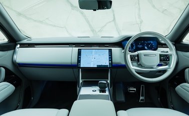 Land Rover Range Rover P615 SV LWB 26