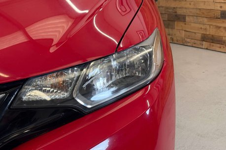 Honda Jazz 1.3 i-VTEC SE Hatchback 5dr Petrol Manual Euro 6 (s/s) (102 ps) 25