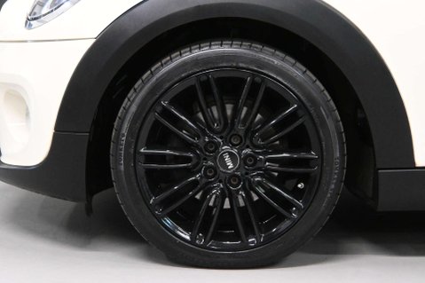 Mini Hatch 1.5 Cooper Auto 5dr 26