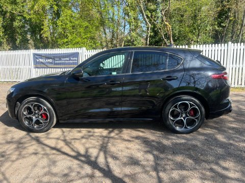 Alfa Romeo Stelvio TB VELOCE 8