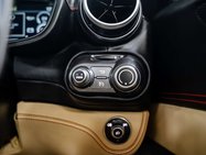 Ferrari Portofino 3.9 Portofino Semi-Auto 2dr 32