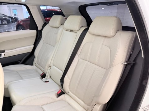 Land Rover Range Rover Sport 3.0 SD V6 HSE Auto 4WD Euro 5 (s/s) 5dr 19