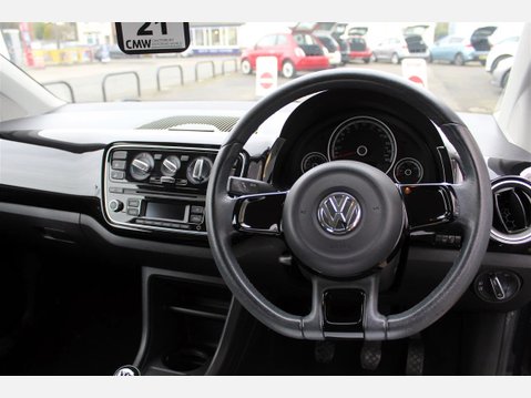 Volkswagen Up HIGH UP 11
