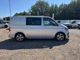 Volkswagen Transporter AUTO Crew Cab SWB L1H1 210BHP T32 Tdi Sportline Kombi Nav EURO 6 NO VAT 6
