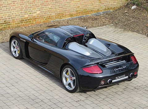 Porsche Carrera GT 13