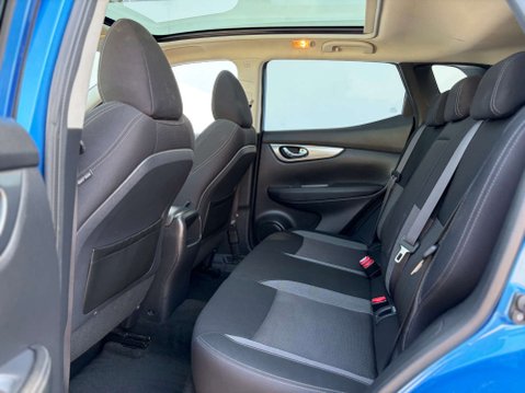 Nissan Qashqai 1.3 Qashqai N-Connecta DiG-T 5dr 58