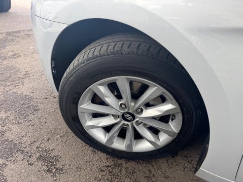 Hyundai i40 1.7 CRDi Blue Drive SE Nav Euro 6 (s/s) 4dr 17
