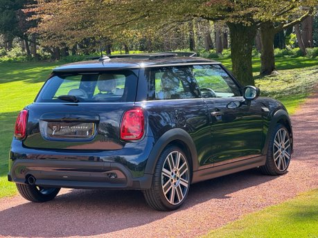 Mini Hatch COOPER EXCLUSIVE 12