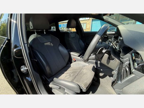 Audi A4 2.0 A4 Black Edition 45 TFSI Quattro Semi-Auto 4WD 5dr 5