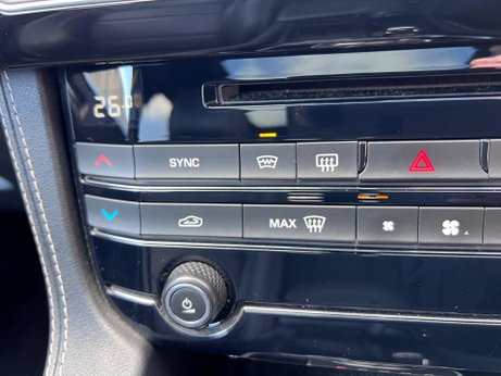 Jaguar F-Pace 3.0 D300 V6 S Auto AWD Euro 6 (s/s) 5dr 57