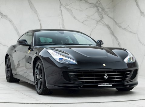 Ferrari GTC4 Lusso 1