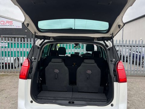 Peugeot 5008 1.6 5008 Allure Blue HDi S/S 5dr 46