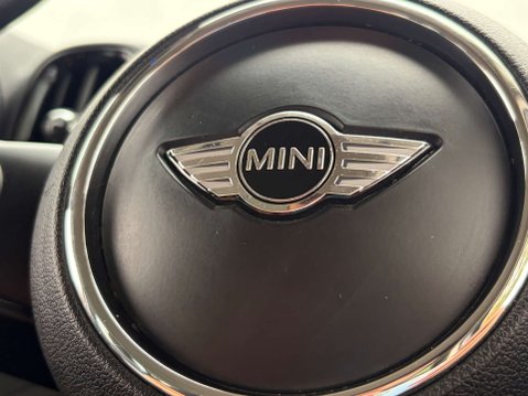 Mini Countryman 1.5 Countryman Cooper Auto 5dr 39