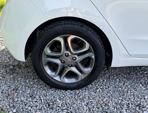 Hyundai i20 1.2 i20 Play MPI 5dr 13
