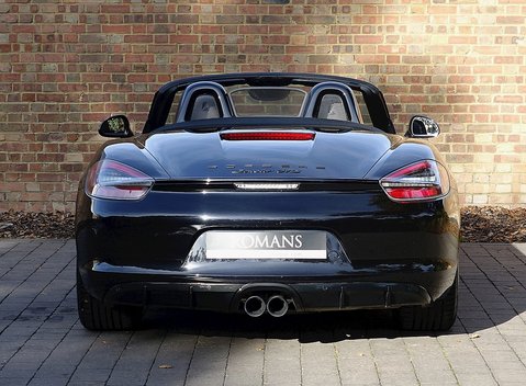 Porsche Boxster GTS 12