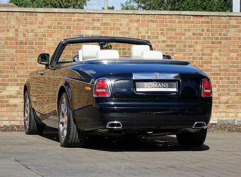 Rolls-Royce Phantom Drophead Series II 12