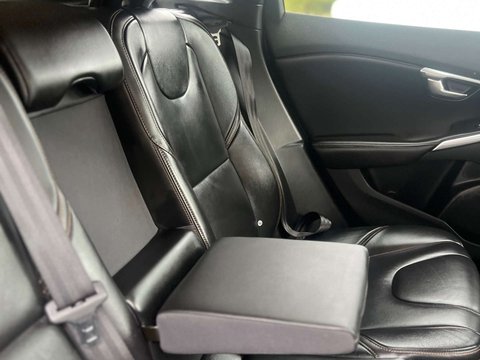 Volvo V40 2.0 V40 Cross Country Professional D3 5dr 19