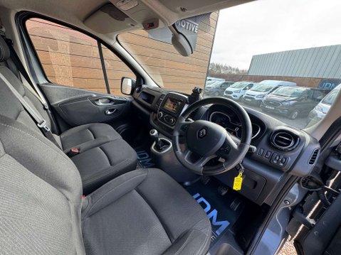 Renault Trafic 2.0 Trafic SL28 Black Edition Energy dCi 21