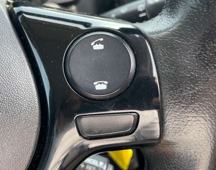 Toyota Aygo 1.0 Aygo X-Clusiv VVT-I 3dr 36