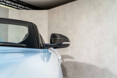 Jaguar F-Type PROJECT 7. 1 OF 250. LIGHTNING SILVER PAINTWORK. LOW MILEAGE. CERAMICS. 57