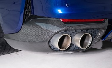 Ferrari 812 Superfast 32