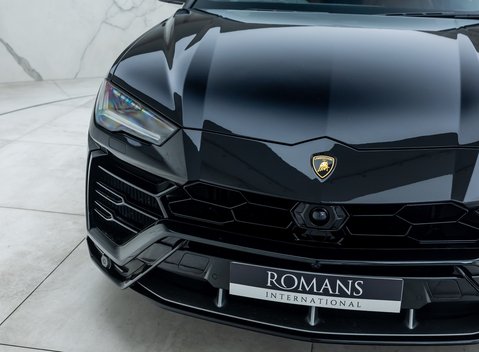 Lamborghini Urus 29