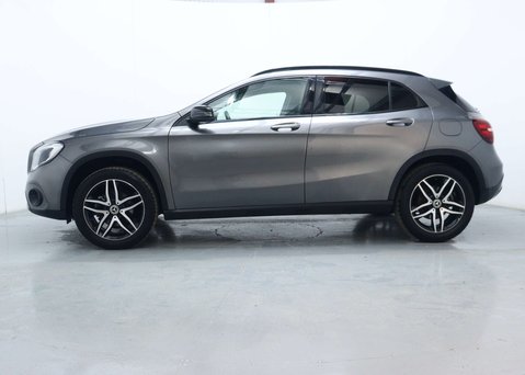Mercedes-Benz GLA 1.6 GLA180 Urban Edition SUV 5dr Petrol 7G-DCT Euro 6 (s/s) (122 ps) 9