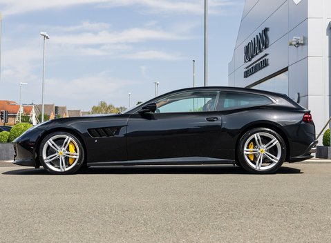 Ferrari GTC4 Lusso V12 3