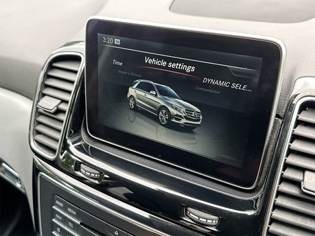 Mercedes-Benz GLE GLE 250 D 4MATIC AMG LINE 69